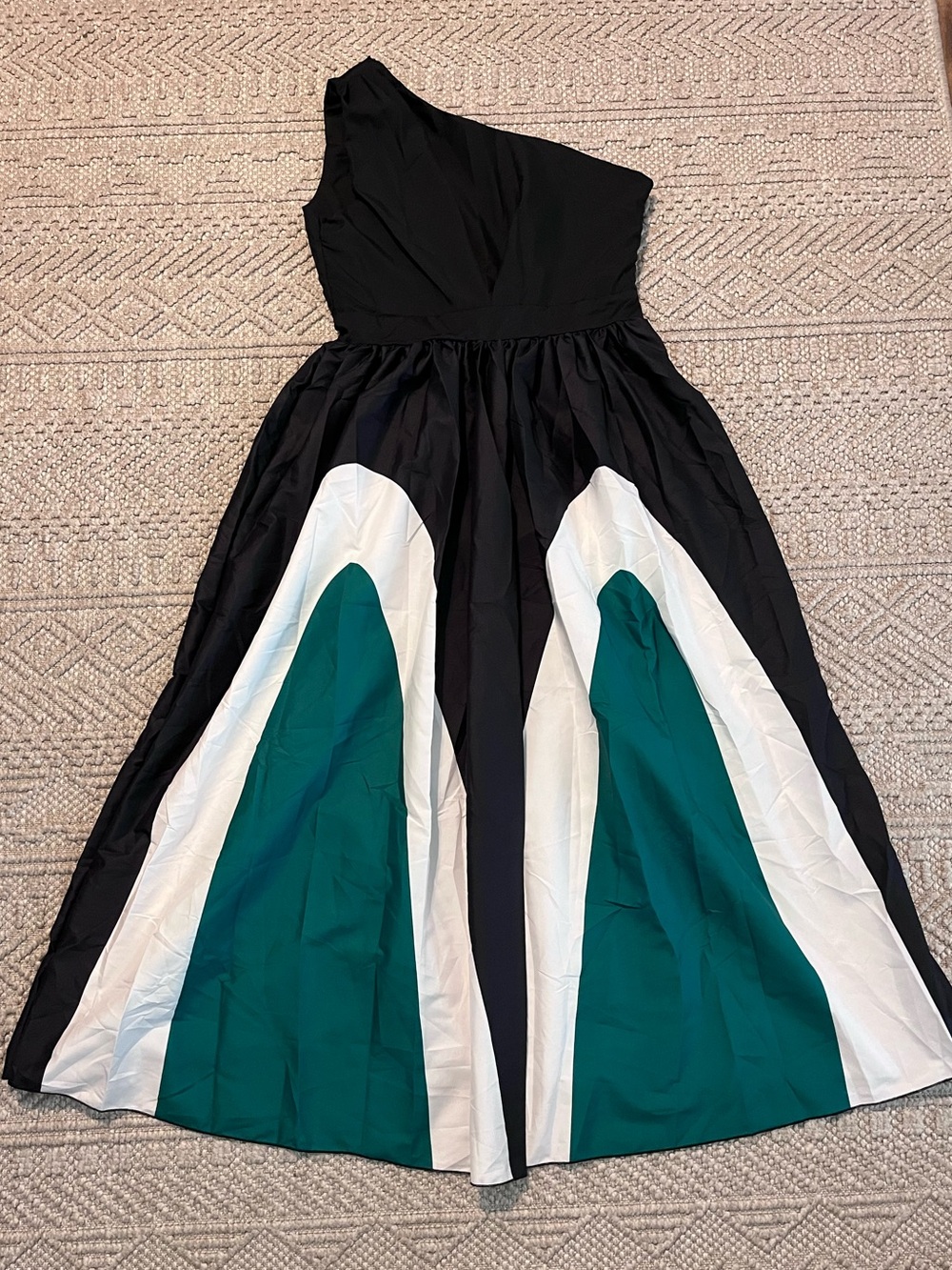 Black & Green One Shoulder Dress